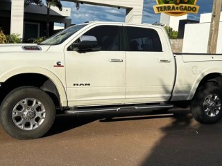 ram-3500-laramie-2022-a-venda-unico-dono-top-de-linha