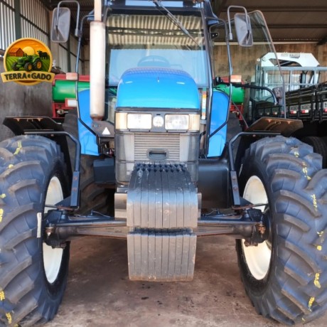 new-holland-6040-132cv-trator-de-lavoura-big-3