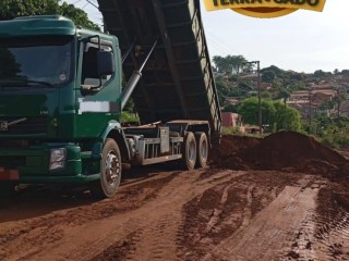 volvo-vm-260-roll-on-roll-off-grimaldi-caminhao-com-10-pneus-novos-e-pronto-para-trabalho