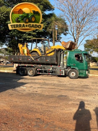 volvo-vm-260-roll-on-roll-off-grimaldi-caminhao-com-10-pneus-novos-e-pronto-para-trabalho-big-1