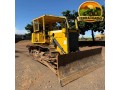 trator-de-esteira-new-holland-7d-excelente-mecanica-e-pronto-para-trabalho-pesado-no-campo-small-0