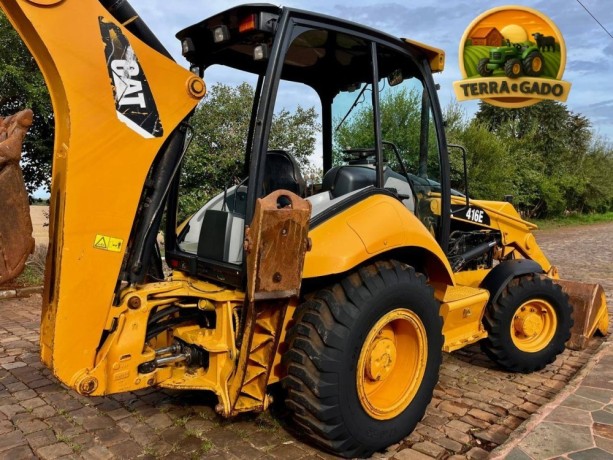 retroescavadeira-caterpillar-416e-4x4-revisada-embuchamento-novo-ano-2014-big-3