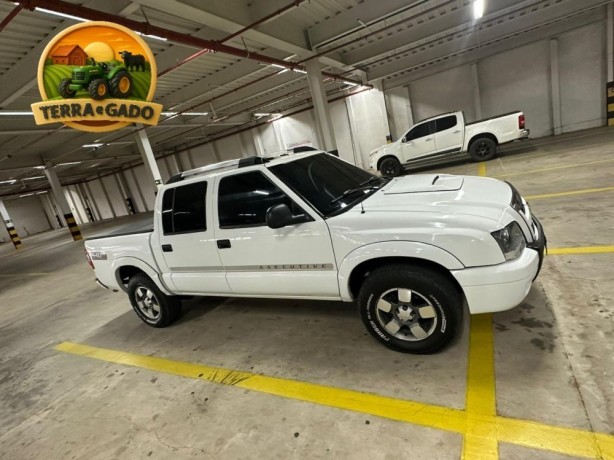 chevrolet-s10-executive-4x4-diesel-2010-revisada-4-pneus-novos-big-2