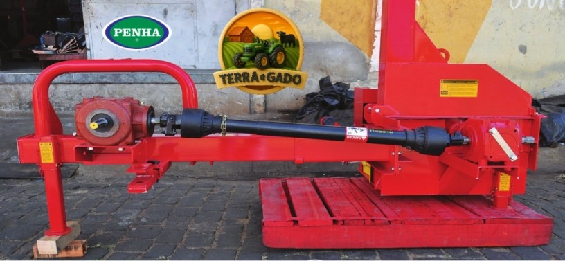 colhedora-de-forragens-penha-cfm-35-nova-1-linha-milho-sorgo-e-cana-big-3