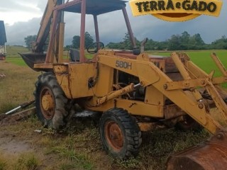 retroescavadeira-case-580h-funcionando-pronta-pra-trabalho