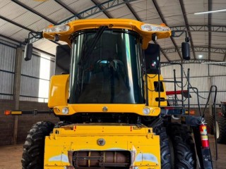 colheitadeira-new-holland-cr-585-2019-plataforma-30-pes-piloto-automatico