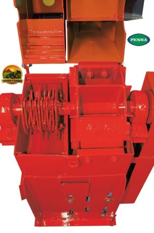triturador-e-picador-penha-multi-200-pmp-2-novo-tritura-racao-seca-e-pica-forragem-verde-big-4