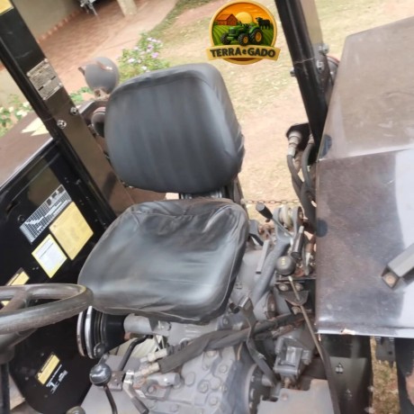 trator-valtra-a-550-ano-2019-55-cv-com-1520h-originais-pacheco-agro-big-4