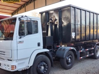 caminhao-mercedes-benz-2726-bitruk-4o-eixo-tracado-roll-on-roll-off-grimaldi-2016