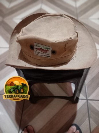 chapeu-artesanal-de-lona-de-caminhao-manaus-big-3