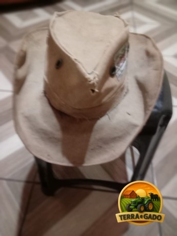 chapeu-artesanal-de-lona-de-caminhao-manaus-big-1